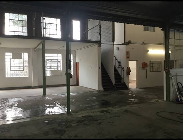 1,830M² WAREHOUSE FOR SALE IN WADEVILLE